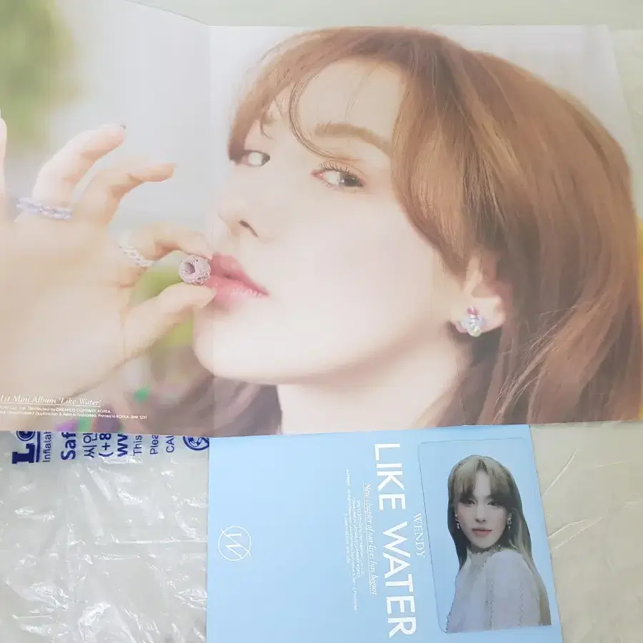 레드벨벳웬디LikeWater솔로앨범포카엽서접지포스터급처양도판매 1