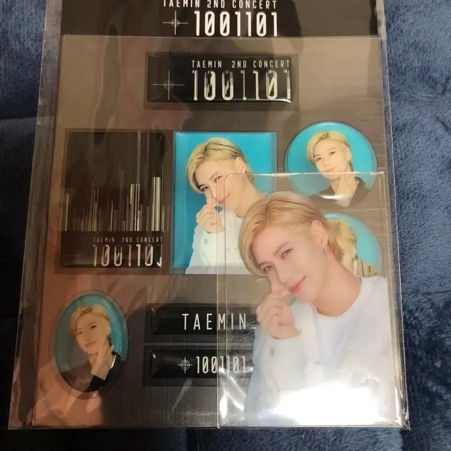 TAEMIN 2nd CONCERT T1001101 에폭시스티커+포카미개봉 1