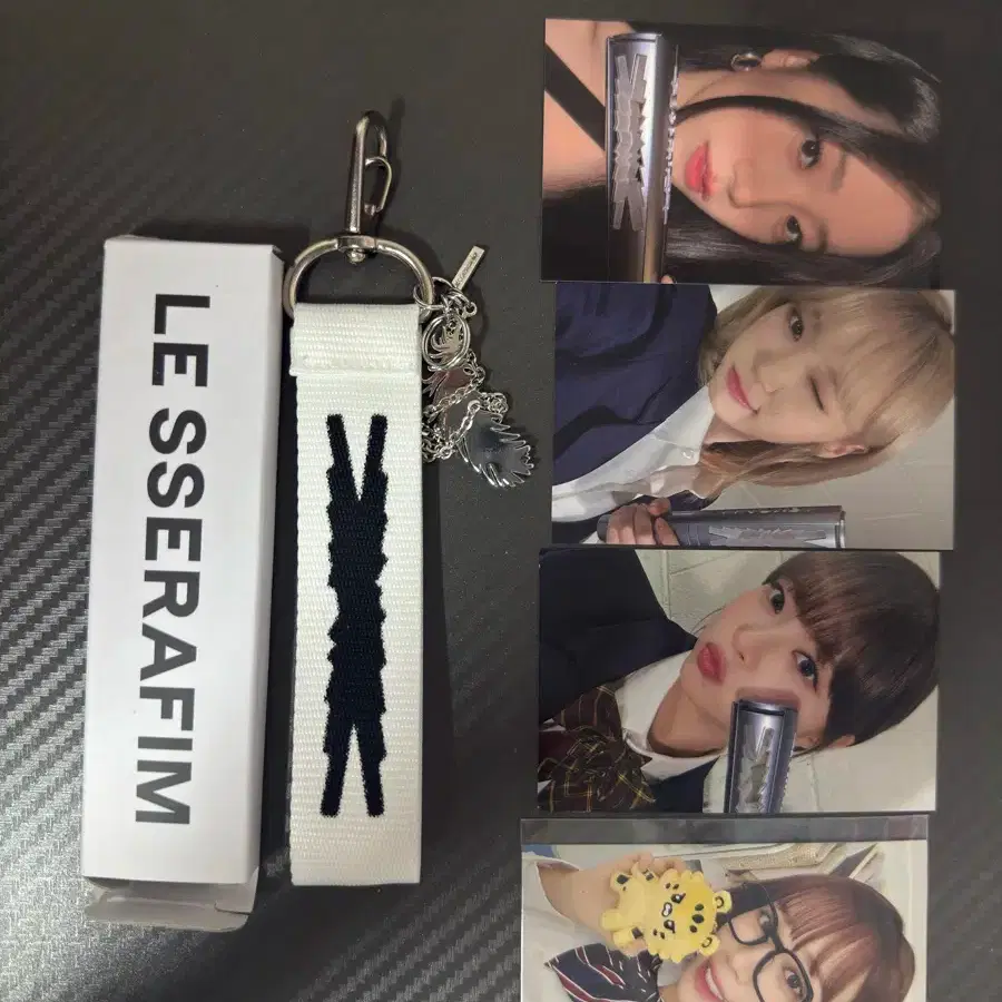 르세라핌 콘서트포카 쇼케이스 키링 1