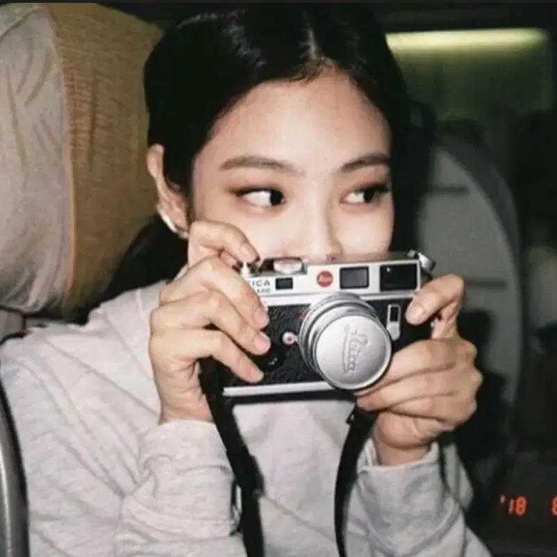 블랙핑크 제니 포카 삽니다(만트라,루비/미공포 환영) 3