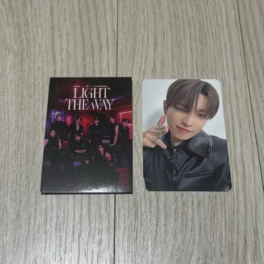 에이티즈 VR콘서트 1주차 입장특전 포카 LIGHT THE WAY 홍중 1