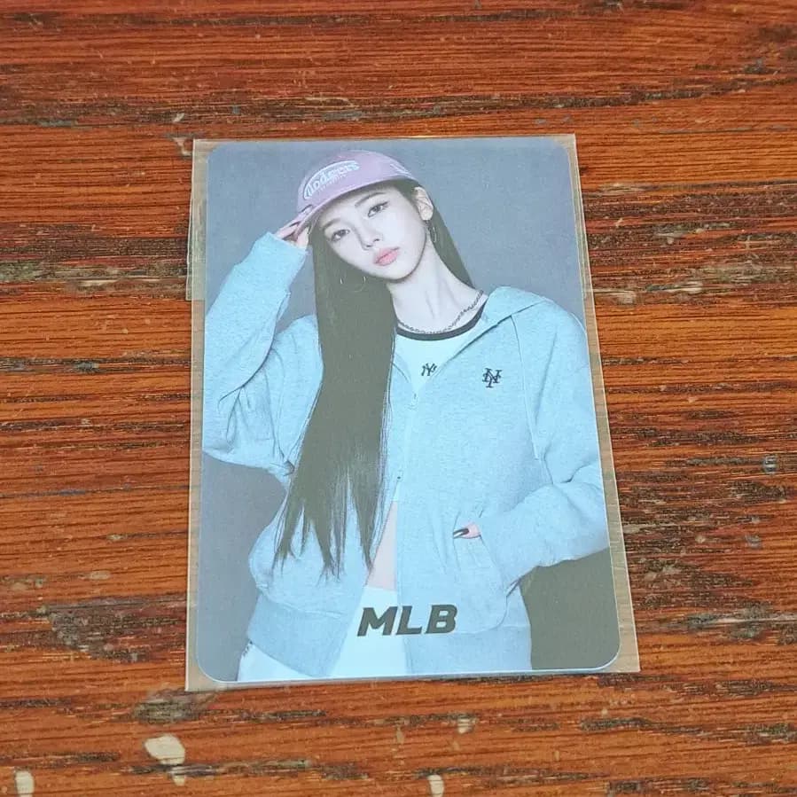 MLB x 에스파 카리나 2026 S/S 한정판 포토카드 1