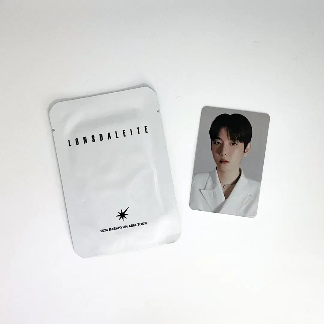 엑소 백현 론스달라이트 포카 포토카드 1