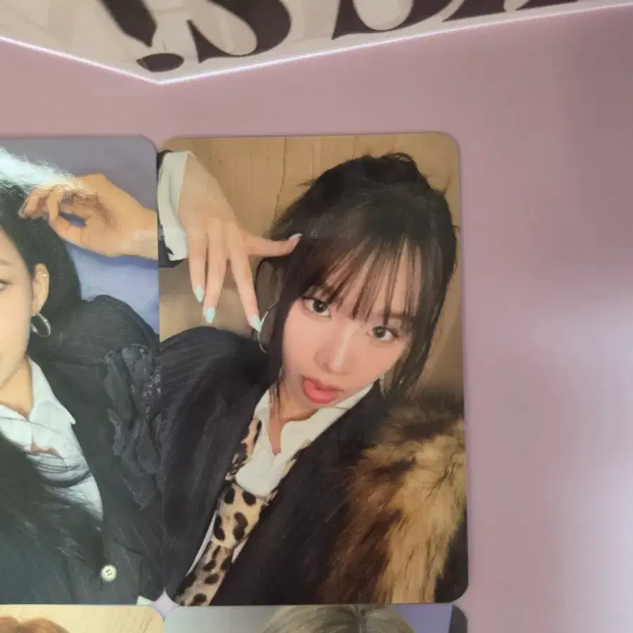 키오프 메이크스타 정장 포카 KISSOFLIFE 키스오브라이프 미공포 3