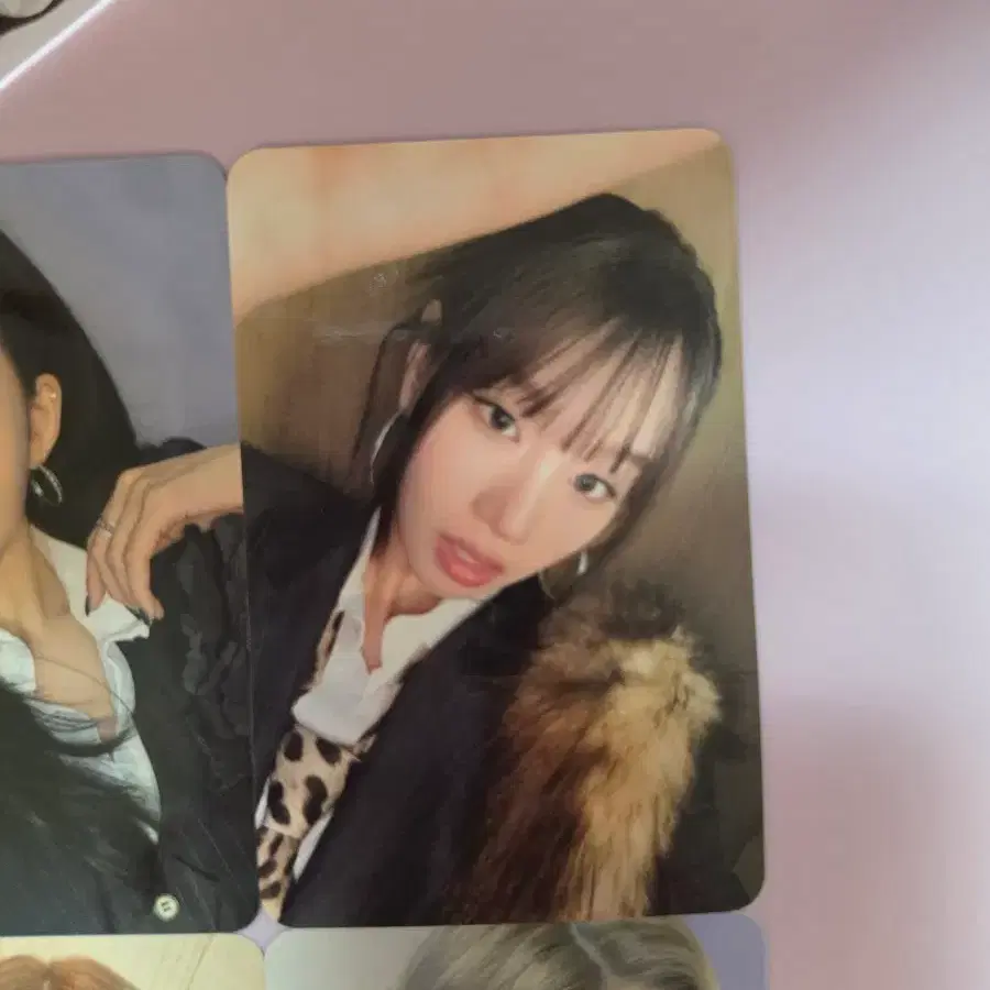 키오프 메이크스타 정장 포카 KISSOFLIFE 키스오브라이프 미공포 4