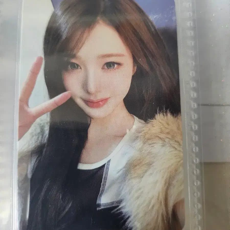 리바이브 영풍문고 원영 포카 1