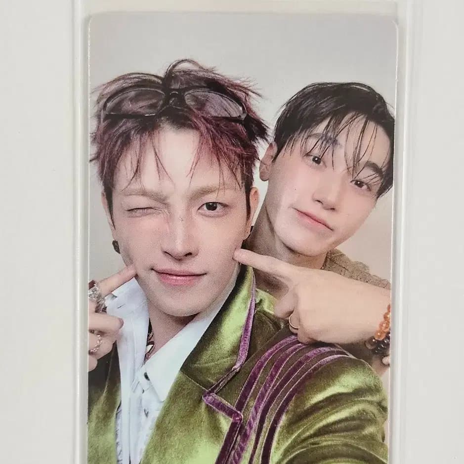에이티즈 골든아워5 BAD 유닛 디지팩 앨범 톡톡 특전 산 종호 2