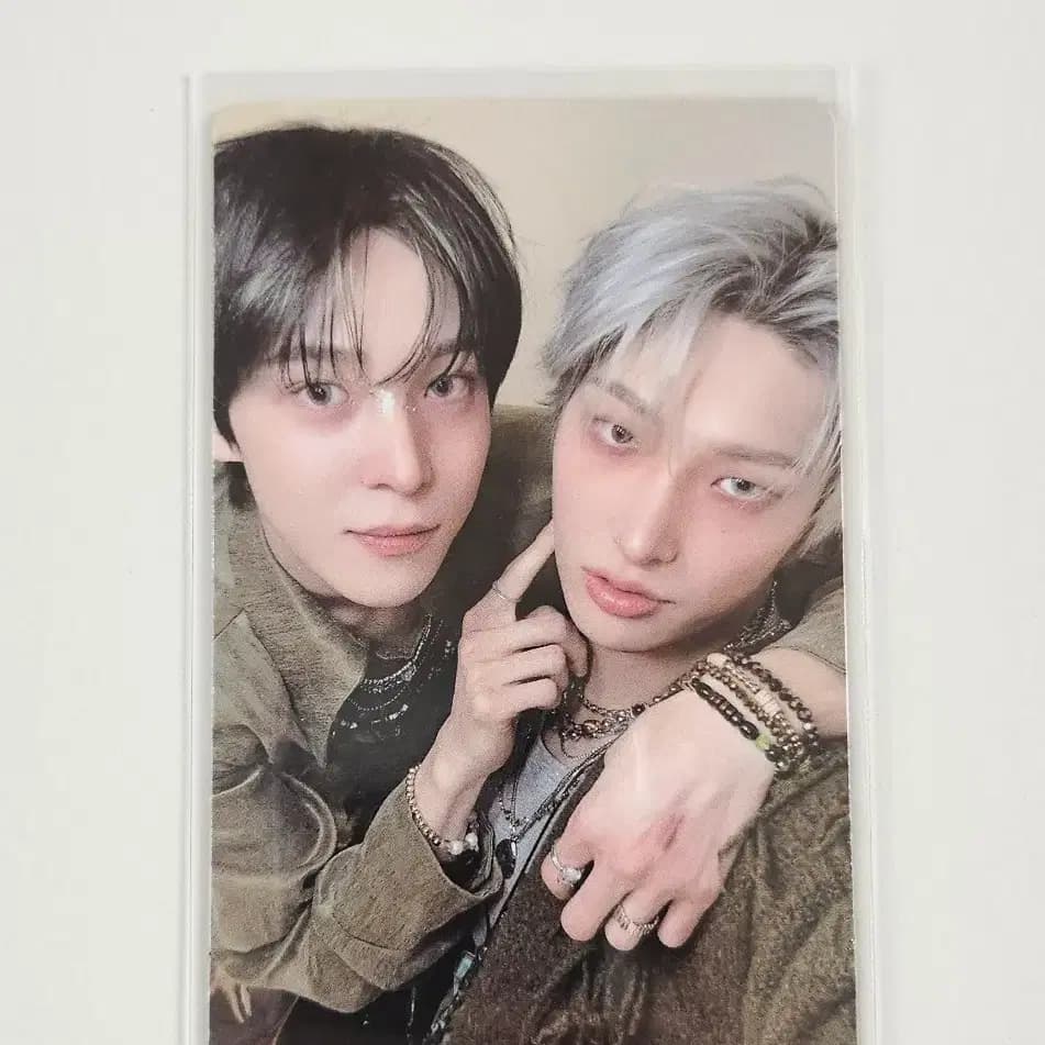에이티즈 골든아워5 BAD 유닛 디지팩 앨범 톡톡 특전 윤호 민기 2