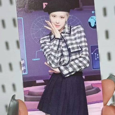 블랙핑크 더게임 쿠폰 카드 로제 포카 3
