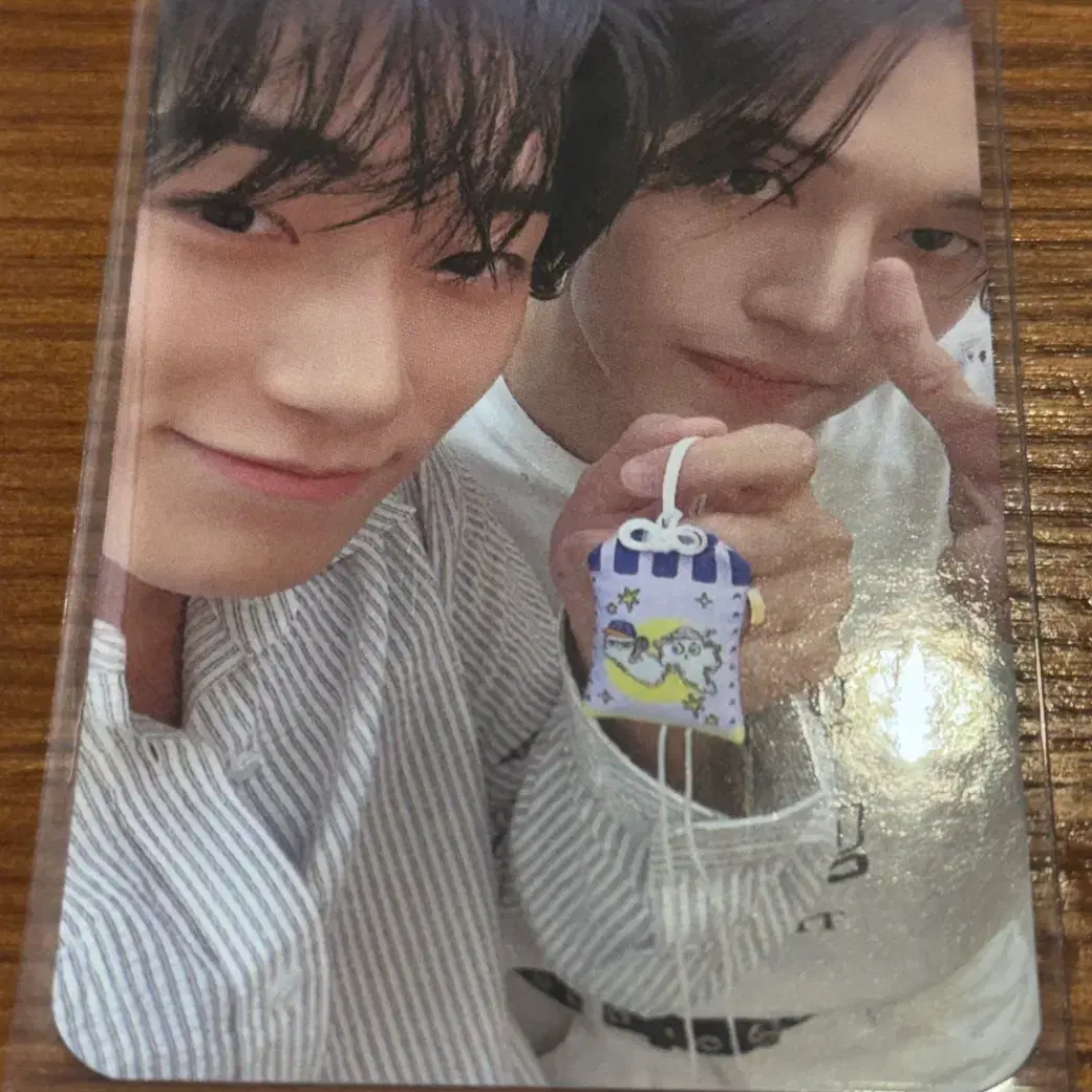 에이티즈 팬미팅 에이티니존 멤버십 엠디 우산 유닛 포카 1